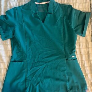 Figs Women's Green Blouse